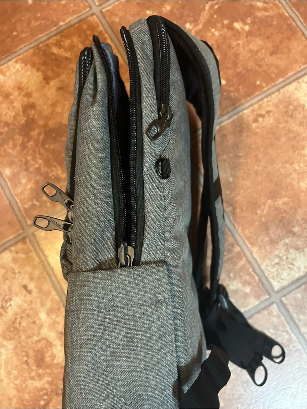 N/A grey backpack